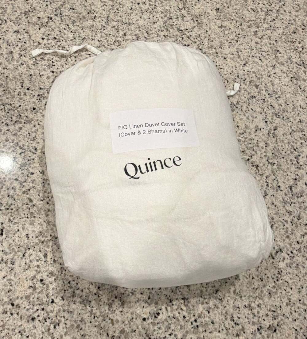 Quince European Linen Duvet Cover Set (Cover & 2 Shams) in White Full/Queen